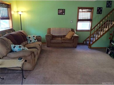 Living Room. Oversized living has room for a dinin
