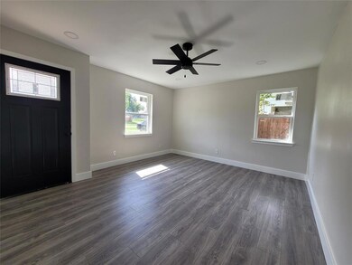 2200 Avis St, Mesquite, TX 75149 - photo 4