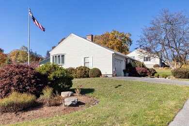 39 Augustus Rd, Waltham, MA 02452 - photo 3