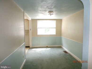 428 Westmont Dr, Darby, PA 19023 - photo 3