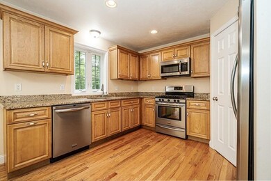 10 Searle St, Georgetown, MA 01833 - photo 4