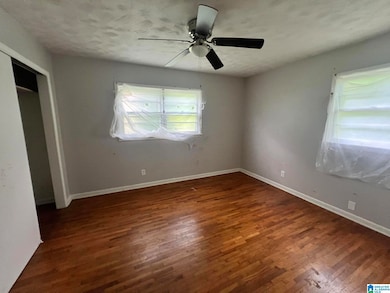 802 Wana Ave, Weaver, AL 36277 - photo 4