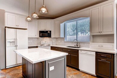 807 W Carob Dr Chandler AZ-large-008-6-K