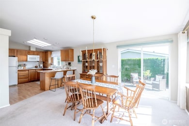 Dining room & slider offer breathtaking Mt. Rainier Views