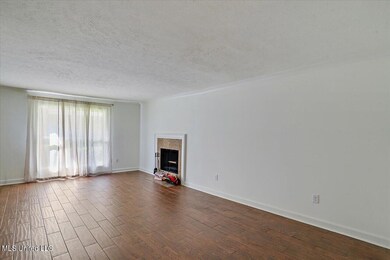 04-550 Post Rd Unit #404