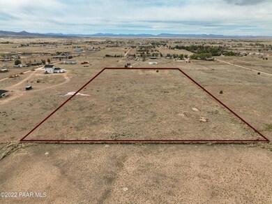 027 E N Constitution Dr, Paulden, AZ 86334 - photo 2