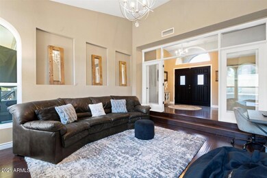 04-Living Room