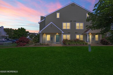 38 Des Moines Ct, Tinton Falls, NJ 07712 - photo 3