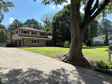 8415 S Delaware St, Indianapolis, IN 46227 - photo 2