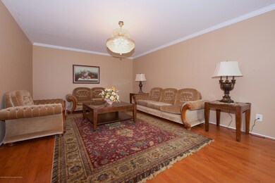 5 Elisa Ct, Manalapan 5