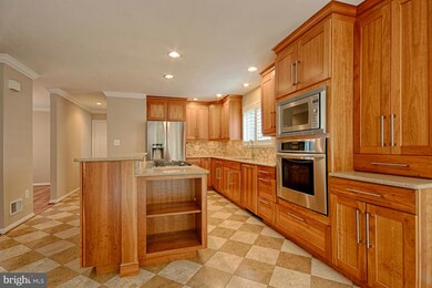 1310 Pavilion Club Way, Reston, VA 20194 - photo 4