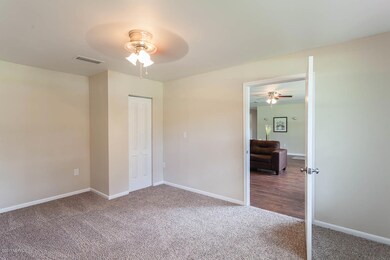 5400 Teakwood Ln, Jacksonville, FL 32244 - photo 7