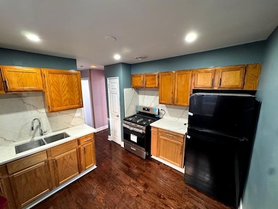 5065 W Gladys Ave unit C, Chicago, IL 60644 - photo 2