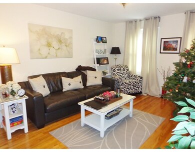 36 Hosmer St unit 1, Watertown, MA 02472 - photo 4