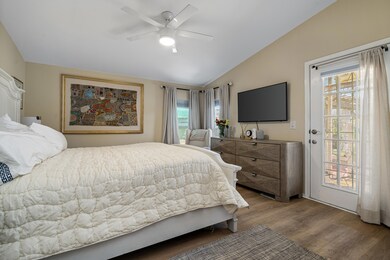 30-print-JBEstrada_OPMG_0825_030