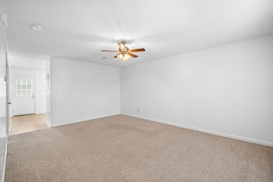 508 Patriot Park Ct unit A, Clarksville, TN 37042 - photo 3