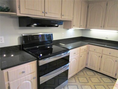 10 Valley View Dr, Cumberland, RI 02864 - photo 7