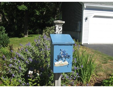 32 Alma Cir, Weymouth, MA 02188 - photo 3