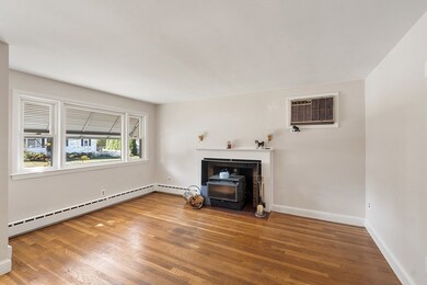 18 Pleasant St, Littleton, MA 01460 - photo 4