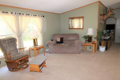 Living Room (2)