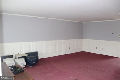 526 Maple Glen Cir, Pottstown, PA 19464 - photo 4