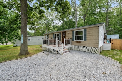 5114 University Dr, Geneva, OH 44041 - photo 2