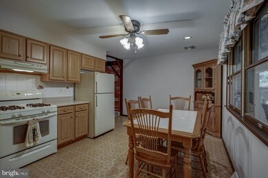 154 W Jimmie Leeds Rd, Galloway, NJ 08205 - photo 7