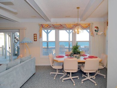 Dining area/oceanview