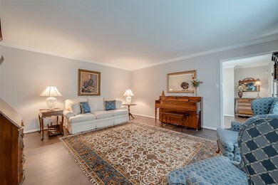 630 Regentview Dr, Houston, TX 77079 - photo 5