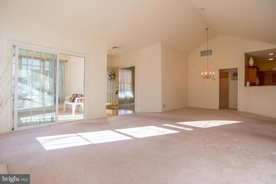 513 Poppy Ct unit V212, Langhorne, PA 19047 - photo 6