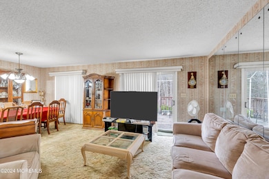 84 Old Bridge Dr, Howell, NJ 07731 - photo 2