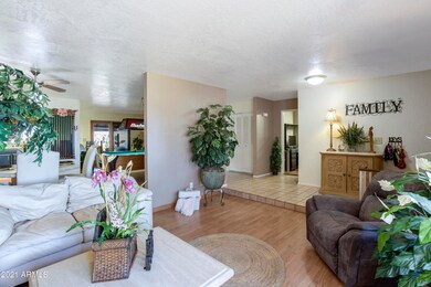 15619 N 60th Ave - 05