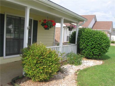 3911 W Locust St, Rogers, AR 72756 - photo 2