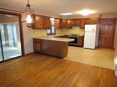 27 Cedar St, Cotuit, MA 02635 - photo 4