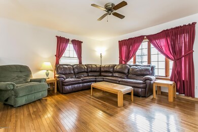 265 Pemberwick Rd, Greenwich, CT 06831 - photo 5