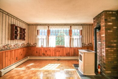 92 Elm St N, Barre, MA 01005 - photo 5