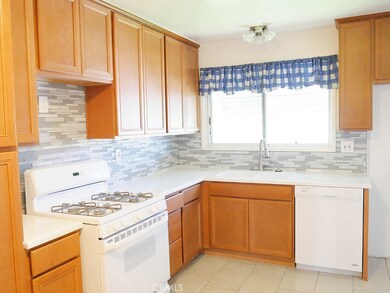 4443 Paramount Blvd, Lakewood, CA 90712 - photo 5