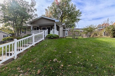 3508 E Lantern Ln, Saint Joseph, MO 64506 - photo 3