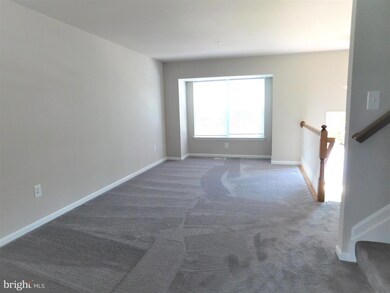 5780 Indian Cedar Ct, Frederick, MD 21703 - photo 2