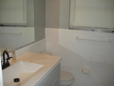 6423 Ledbury Dr S, Jacksonville, FL 32210 - photo 7