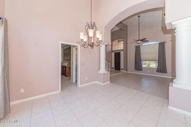 2424 E Goldenrod St-9