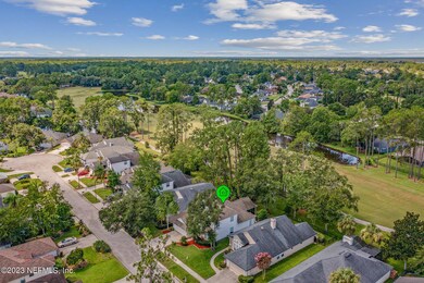 1648 Highland View Ct
