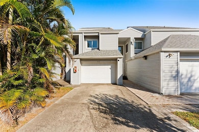 9727 Tiffany Oaks Ln unit 5, Tampa, FL 33612 - photo 2