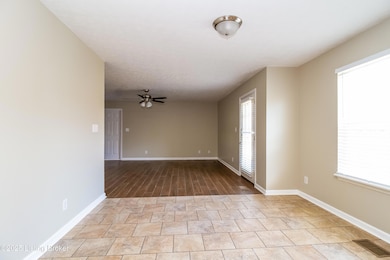 004-photo-dining-room-6403921