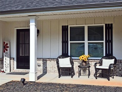 951 Oconee Ln, Commerce, GA 30529 - photo 5