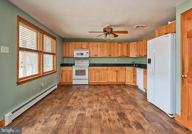 271 Stoopville Rd, Newtown, PA 18940 - photo 3