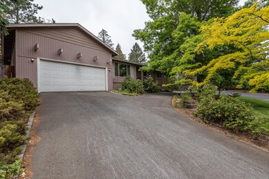 1797 NE Daphne Dr, Bend, OR 97701 - photo 3