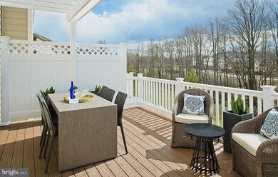 3808 Pentland Hills Dr, Upper Marlboro, MD 20774 - photo 2