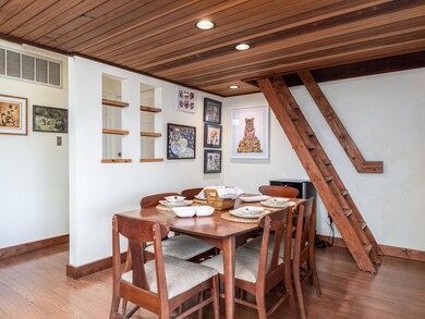 Dining room featuring visible vents, baseboards, 