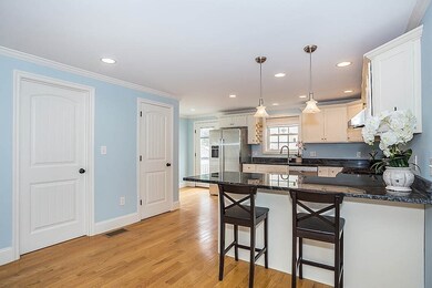 10 Gardner St unit 10, Arlington, MA 02474 - photo 5